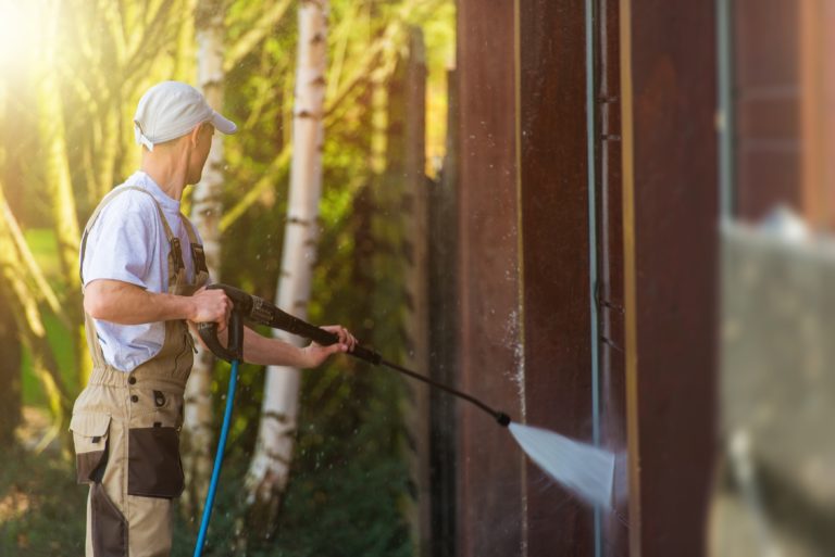 A Groovy Hues Power Washer, Power Washing the walls